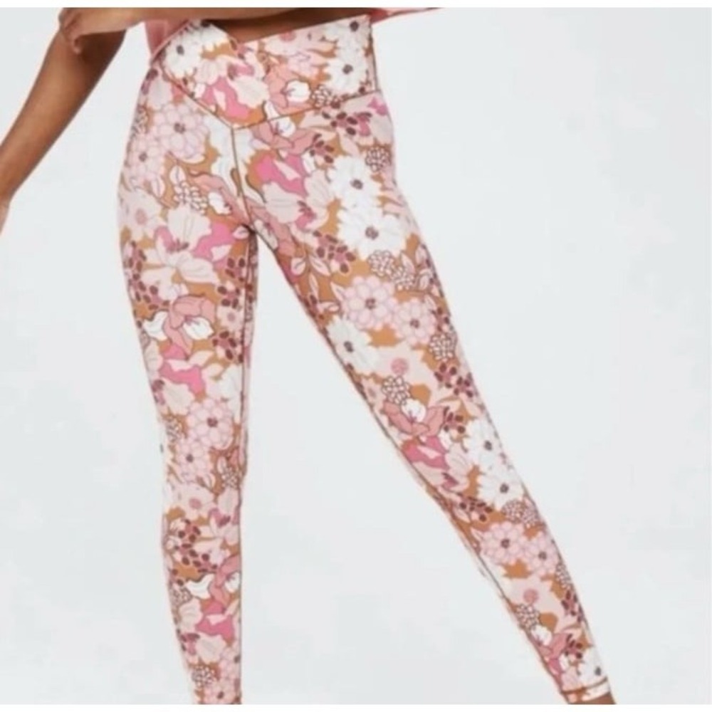 Aerie Retro Floral High Waisted Leggings Pink Boho Yoga Pants S‎ Activewear